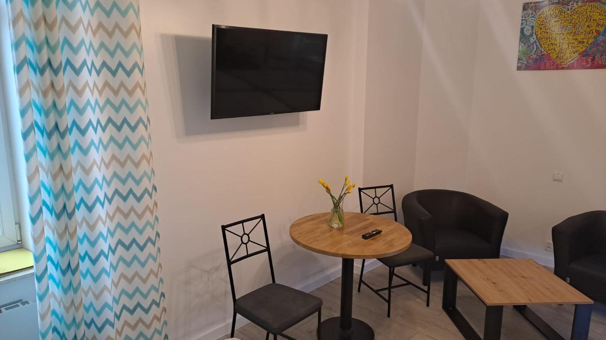 Apartamenty Centrum Z Wanna Dwuosobowa Piotrkow Trybunalski Exterior photo