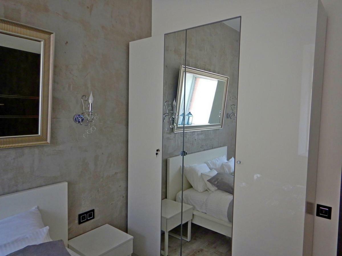 Apartamenty Centrum Z Wanna Dwuosobowa Piotrkow Trybunalski Exterior photo