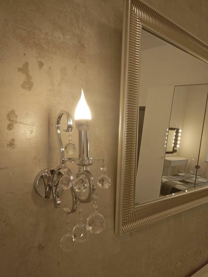 Apartamenty Centrum Z Wanna Dwuosobowa Piotrkow Trybunalski Exterior photo